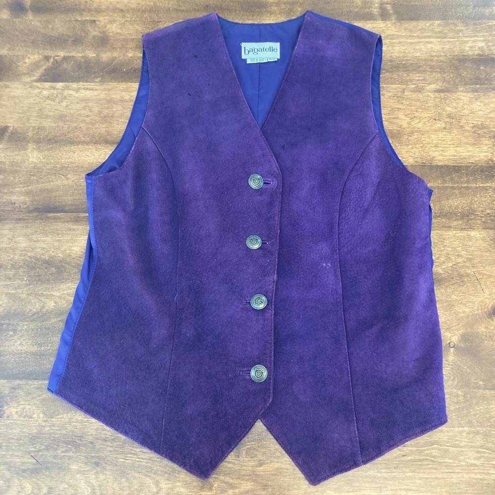 Purple Bagatelle Vest. Men’s medium. Slim fit. Joker costume. Halloween.